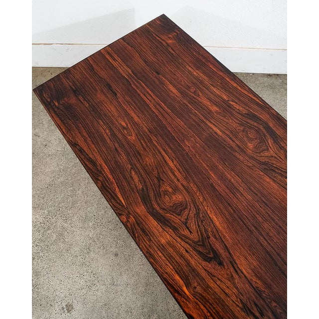 1960s Mid Century Danish Modern Coffee Table Rosewood Leaf Black Surfboard Rectangle For Sale - Image 12 of 12