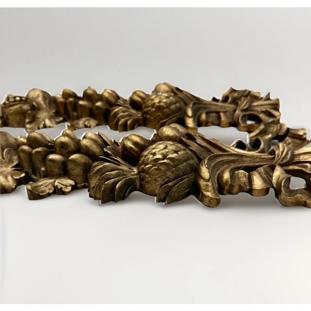 1960s Pair of Vintage Syroco Gold Gilt Fruit & Ribbon Wall Plaques For Sale - Image 5 of 16