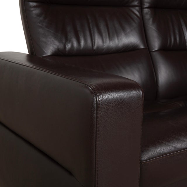 Brown Wave Leather Two-Seater Brown Espresso Manual Function Sofa from Stressless For Sale - Image 8 of 17