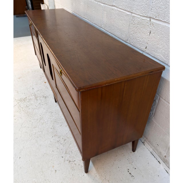 Brown Vintage Bassett "Danique" Nine-Drawer Lowboy Dresser For Sale - Image 8 of 15
