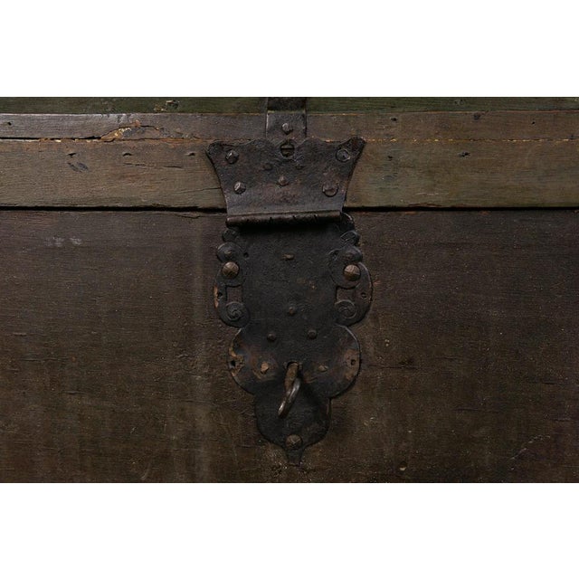 Early 19th Century Chest For Sale - Image 5 of 14