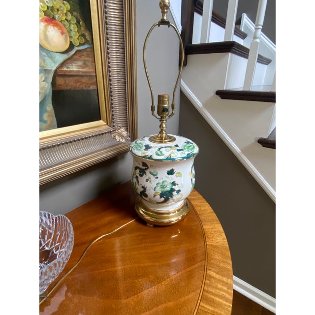Traditional 1980s Wedgewood Waterford Floral Lamp For Sale - Image 3 of 4