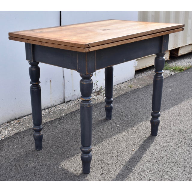 Rustic European Pine Turned Leg Swivel-Top Table For Sale - Image 3 of 9