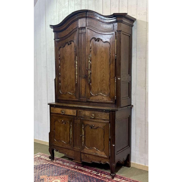 Two-part oak and chestnut buffet, Breton work from the end of the 18th century - shelf model - H=2.44m D=61cm W=1.36m.