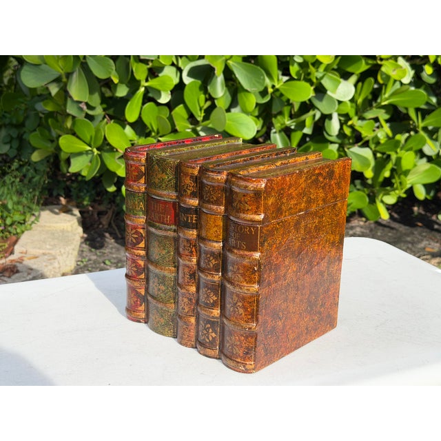 Vintage Trompe-L’œil Decorative Faux Book Box For Sale In Naples, FL - Image 6 of 12
