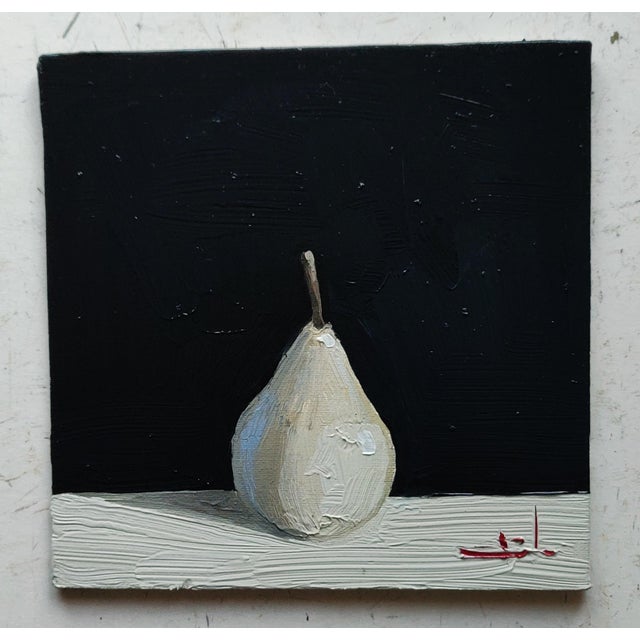 An impressionist oil painting of a pear, by UK based artist Vivek Mandalia. Frame and hang in your home. 20 x 20 cm 8 x 8...