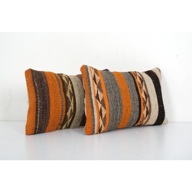 Mid-Century Modern Striped Turkish Kilim Pillow Cover - A Pair For Sale - Image 3 of 4