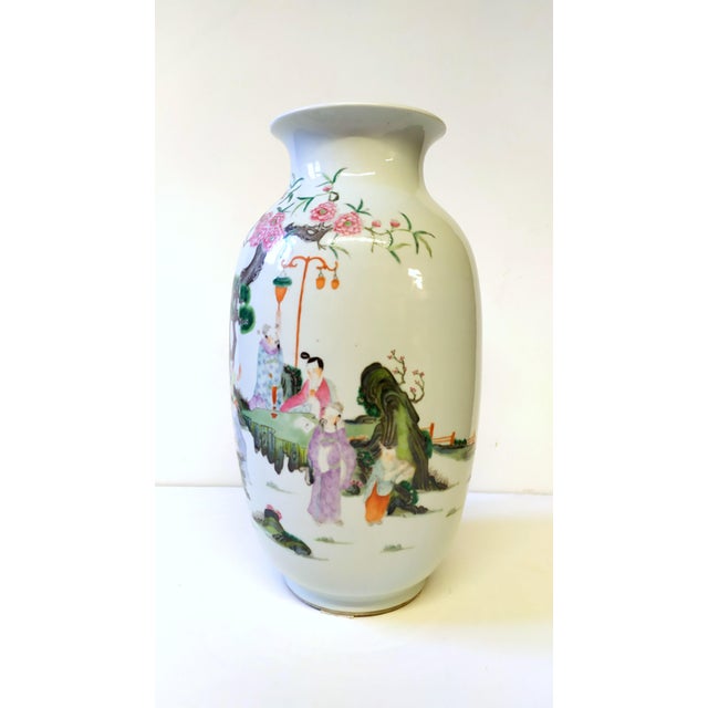 Republic period (1912-1949), juren tang zhi iron-red seal mark. all hand painted. very good condition.