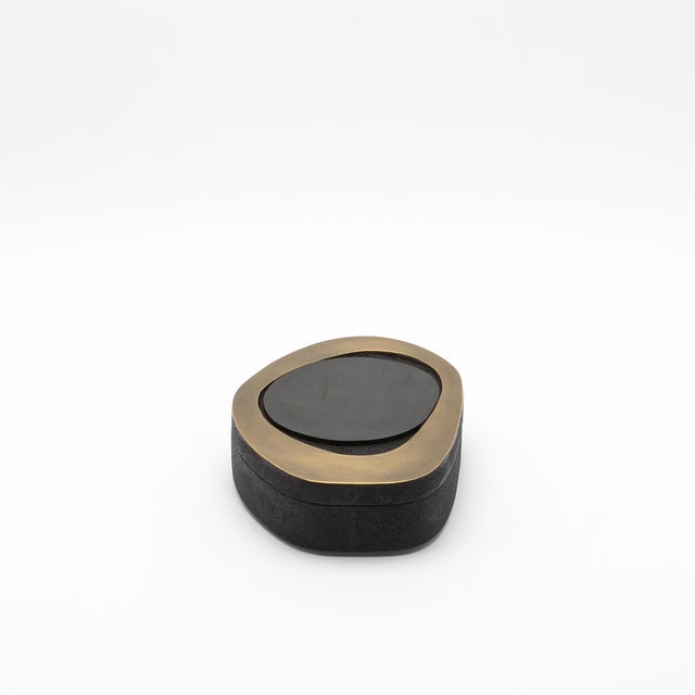 R & Y Augousti Set of 2 Boxes in Black Shagreen With Shell and Bronze Patina Brass Details by R&y Augousti For Sale - Image 4 of 9