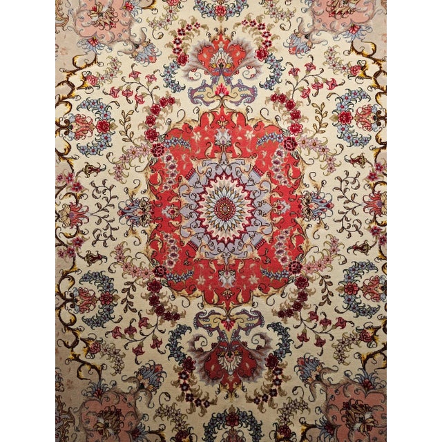 Late 20th Century Vintage Persian Tabriz Area Rug, Handwoven Floral Pattern With Silk, Ivory & Salmon, 5’ X 7’ For Sale - Image 5 of 12
