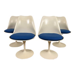 Vintage 1950s Knoll Tulip Swivel Chairs Designed by Eero Saarinen - Set of 4 For Sale