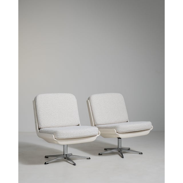 Metal Pair of Variopur Space Age Upholstered Swivel Chairs, Antique, Germany, Circa 1970 For Sale - Image 7 of 14