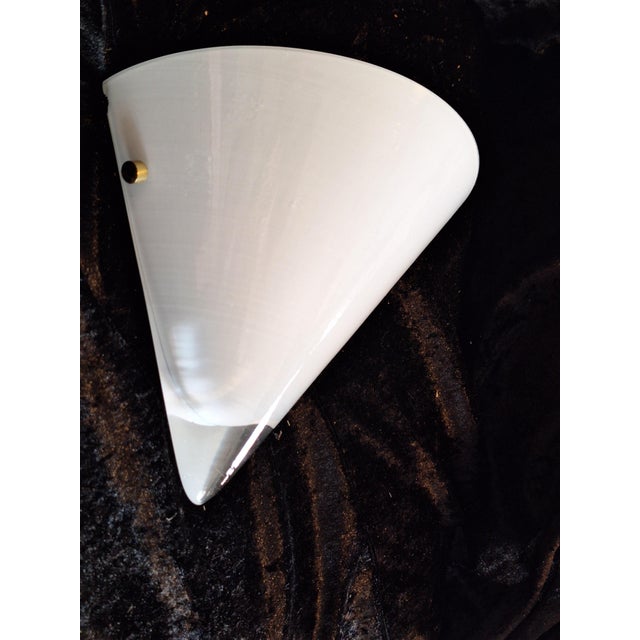 Vintage Wall Lamp with White Curved Glass Shade on Brass Bracket by Hufnagel Leuchten, 1990s For Sale - Image 3 of 8