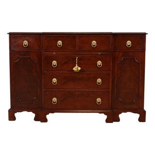 Beacon Hill Collection Chippendale Flame Mahogany Breakfront Sideboard or Bar Cabinet, Circa 1940s For Sale