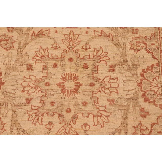 Classic Ziegler Beige Rust Hand-Knotted Wool Rug - 5'11'' X 9'1'' For Sale - Image 4 of 8
