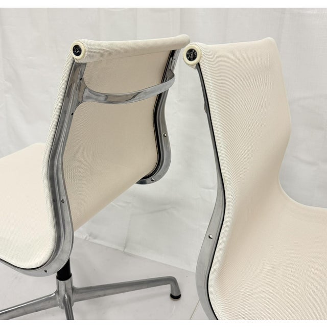 Pair Eames Aluminum Group Swivel Chairs for Herman Miller, Vitra Italy For Sale - Image 11 of 18