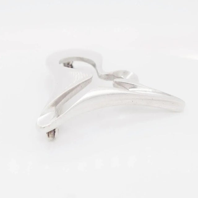 Vintage Georg Jensen Sterling Silver Brooch or Pin No. 324 by Henning Koppel For Sale In Philadelphia - Image 6 of 10