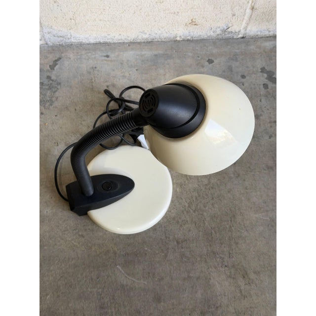Modern 1980s White and Black Gooseneck Desk Lamp With Adjustable Arm For Sale - Image 3 of 10