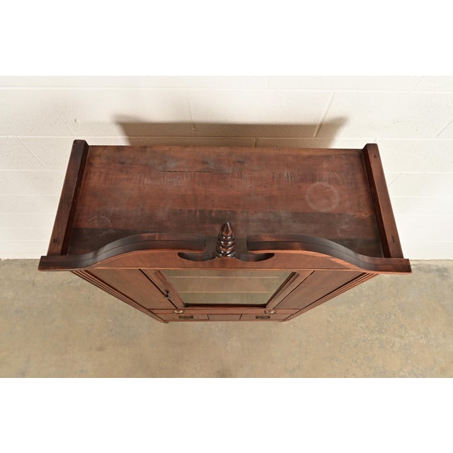Baker Furniture Style Federal Carved Mahogany Bookcase Cabinet, Circa 1940s For Sale - Image 12 of 15
