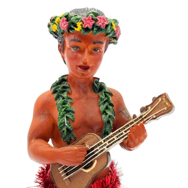 Modern 1980s Ceramic Hawaii Hula Man Ukulele Player With Headdress Bobble Doll For Sale - Image 3 of 9