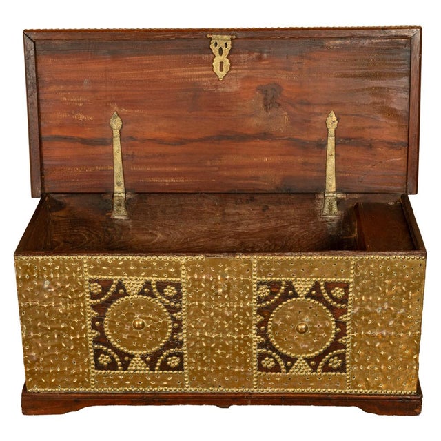 Antique Zanzibar Omani Teak & Brass Stud & Copper Clad Dowry Chest For Sale In Portland, OR - Image 6 of 15