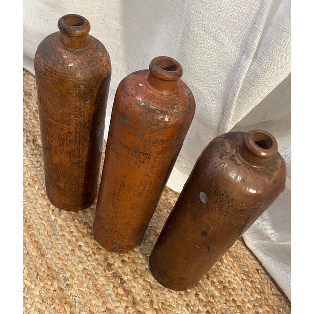 Antique Dutch Salt Glazed Stoneware Gin Bottles. Made in the 1800s - One With a Crack For Sale - Image 4 of 15
