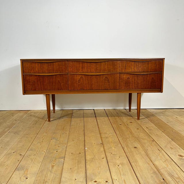 Teak Chest of Drawers from Austinsuite, 1960s For Sale - Image 4 of 13