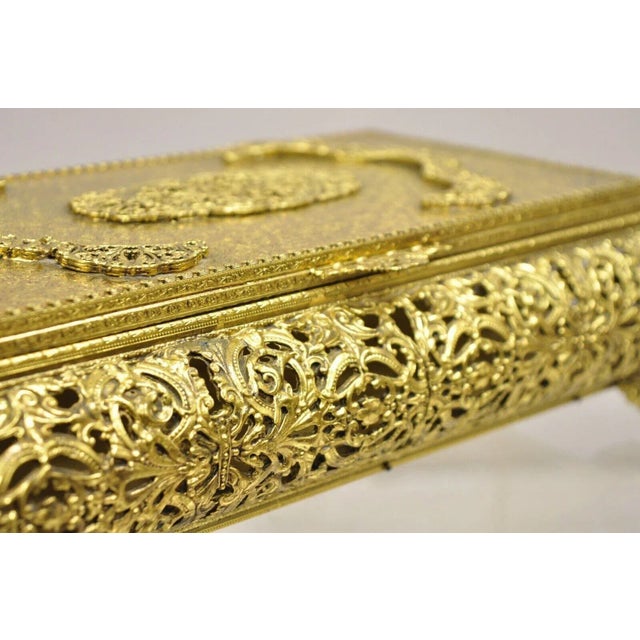 Vintage French Hollywood Regency Style Gold Filigree Vanity Jewelry Box by Globe For Sale - Image 9 of 12