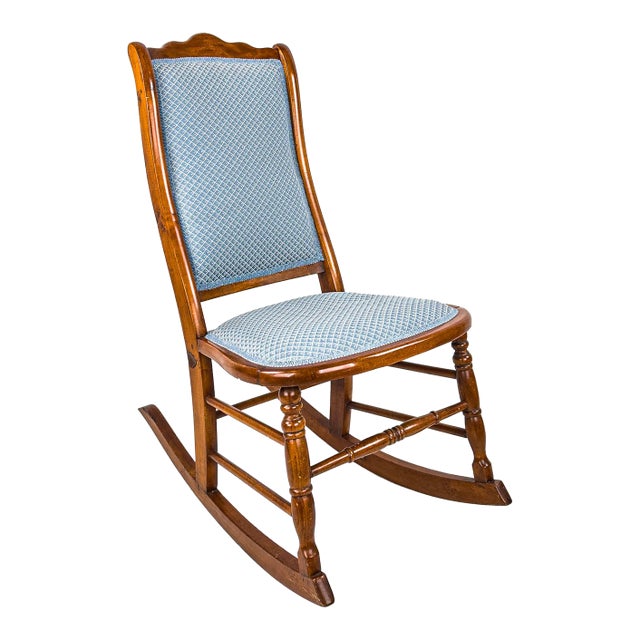 Early 20th Century Victorian Style Rocking Chair For Sale