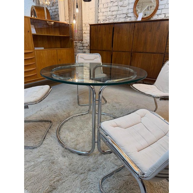 Round Dining Table in Chrome and Glass, Italy, 1970s For Sale - Image 11 of 11