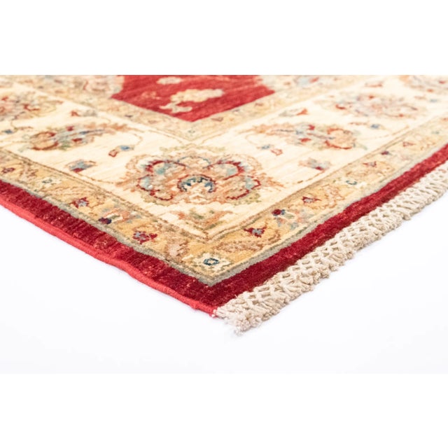 Middle Eastern Rug in Wool For Sale - Image 9 of 11