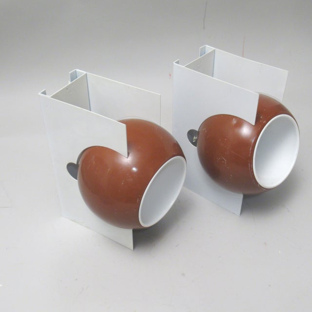 Italian Wall Sconces, 1960s, Set of 2, in Very Good conditions. Designed 1960 to 1969 Up to 250V (Europe/UK Standard).The...