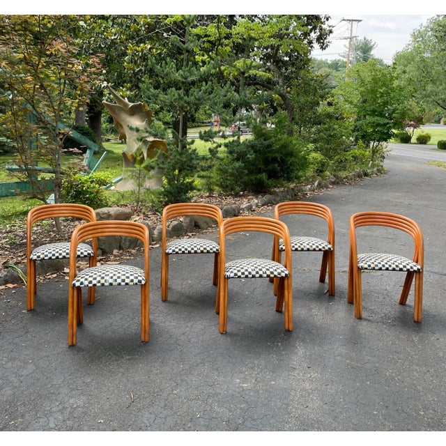 This set of six 1970s dining chairs designed by Axel Enthoven for Rohe is a true gem. The chairs have been professionally...