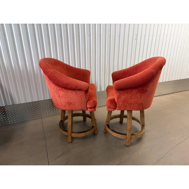 1980s Set of 3 Custom Goatskin Upholstered 360 Swivel Counter Stools 22 1/2 Seat Height For Sale - Image 4 of 5
