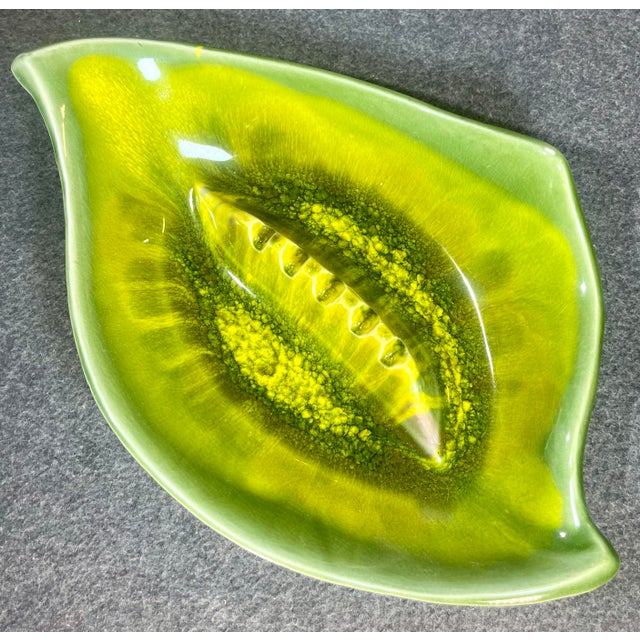 Green Mid-Century Modern Acid Green Leaf Shaped Art Pottery Ashtray For Sale - Image 8 of 10