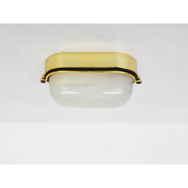Nautical Wall Sconce in Brass and Glass, 1970 For Sale - Image 4 of 7