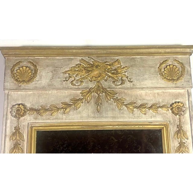 Neoclassical Pair of Carved Wood Painted Trumeau Mirror C. 1930 For Sale - Image 3 of 12