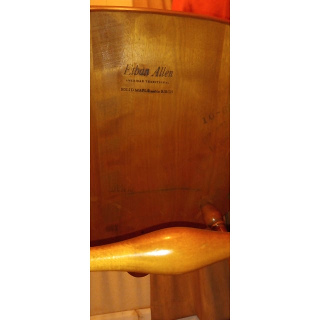 1950s Ethan Allan Heirloom Maple Fiddleback Duxbury Dining Set of 5 For Sale In Sacramento - Image 6 of 9
