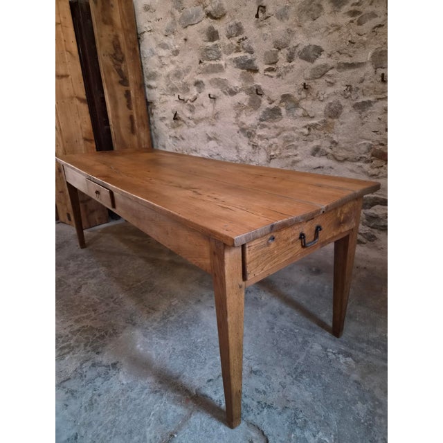 Antique French Farmhouse Dining Table in Oak and Chestnut, 1800s For Sale - Image 9 of 18