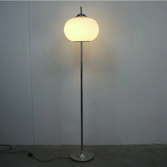 Italian Floor Lamp, 1960s For Sale - Image 4 of 8