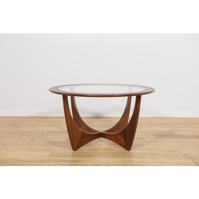 Victor Wilkins Mid-Century Astro Teak Coffee Table by Victor Wilkins for G-Plan, United Kingdom, 1960s For Sale - Image 4 of 11