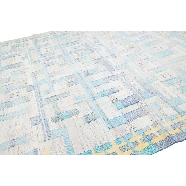 10 X 16 Contemporary Kilim Wool Rug in Beige and Blue With Abstract Design For Sale In New York - Image 6 of 10