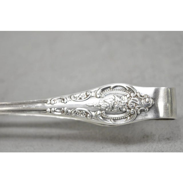 Victorian Vintage Wallace Baroque Silver Plated Pastry Sandwich Asparagus Vegetable Tongs For Sale - Image 3 of 9