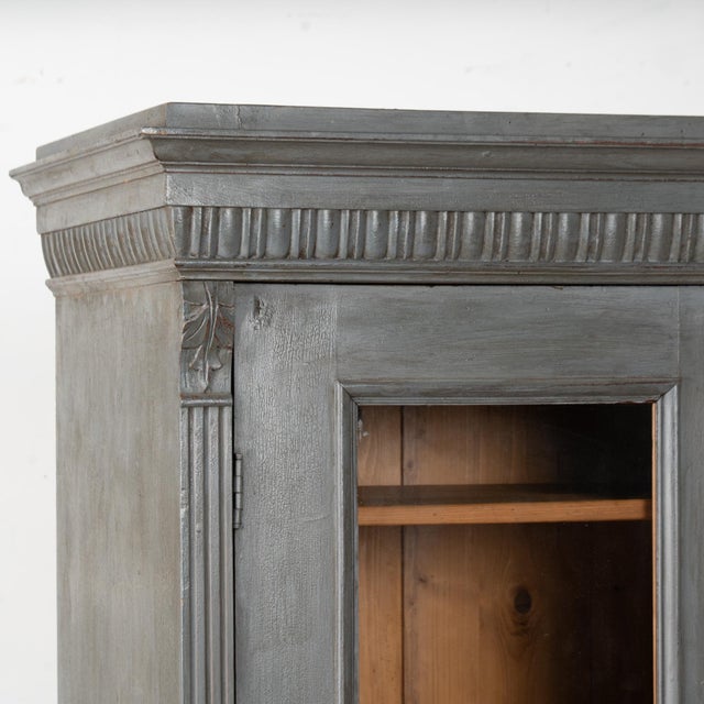 Late 19th Century Gray Pine Bookcase Display Cabinet With Glass Doors For Sale - Image 4 of 9