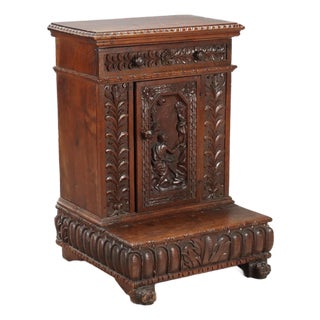 Baroque Praying Desk in Walnut For Sale