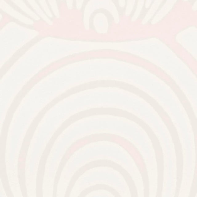 This stylish wallpaper features a graphic scallop pattern with twisted rope borders. Coralline is a fun, nautical design...