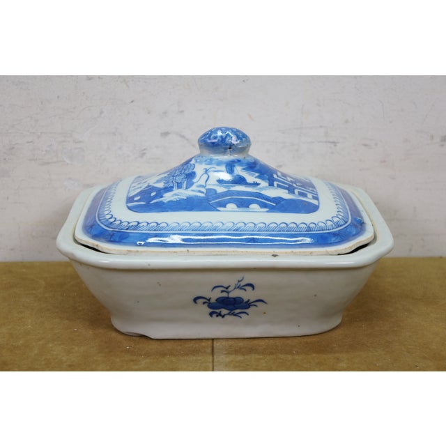 Mid 19th Century Antique Chinese Export Canton Blue White Serving Platter & Vegetable Tureens For Sale - Image 5 of 18