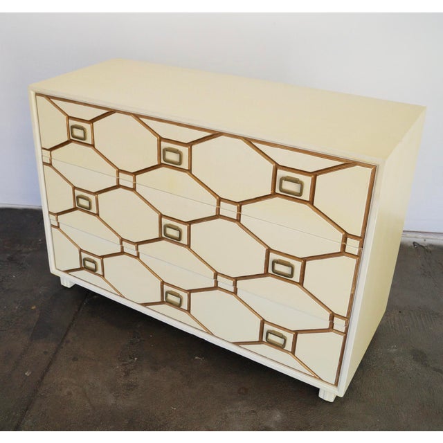 Mid-Century Hollywood Regency Dresser by Dorothy Draper for Henredon For Sale In Los Angeles - Image 6 of 11