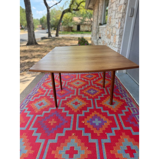 Wood 1950s Drexel Parallel Drop-Leaf Dining Table Walnut Mid-Century Modern For Sale - Image 7 of 15