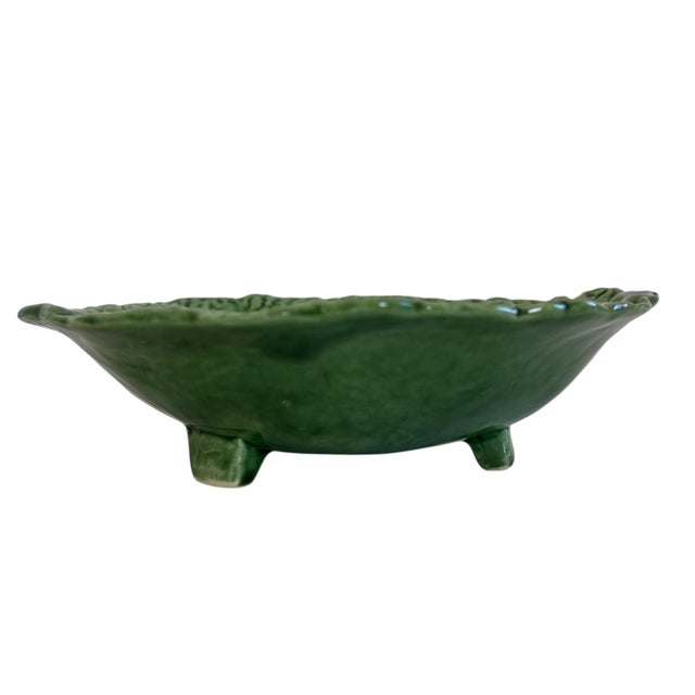 1940s Portuguese Majolica Green Cabbage Leaf Pedestal Footed Condiments Bowl For Sale - Image 4 of 5